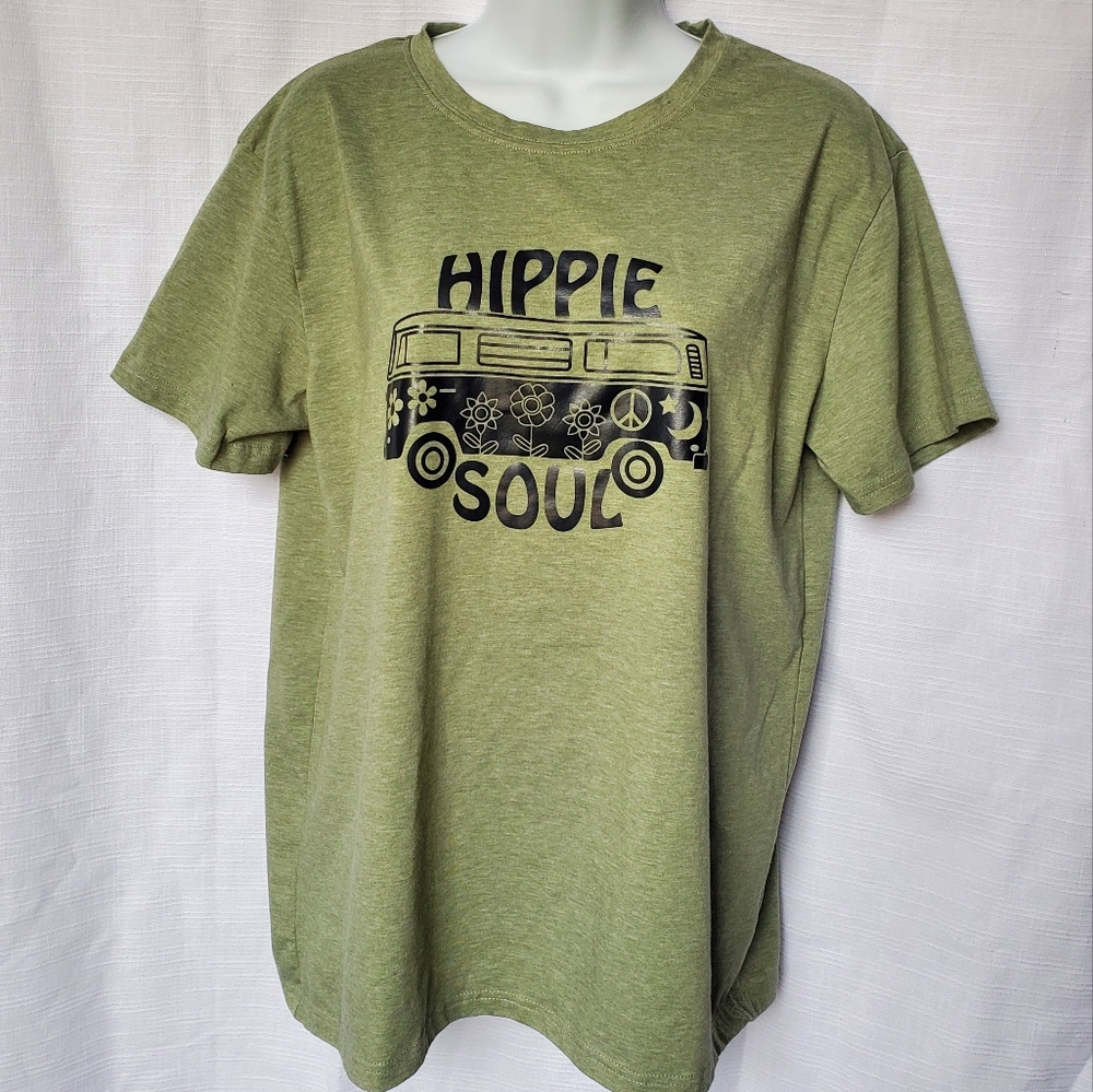 Unisex sz XL "Hippie Soul" Graphic Tee